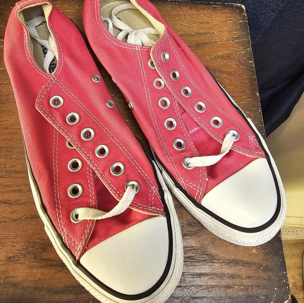 Pink Chuck taylors